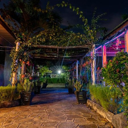 Paradiso Hotels & Resorts 达累斯萨拉姆 外观 照片