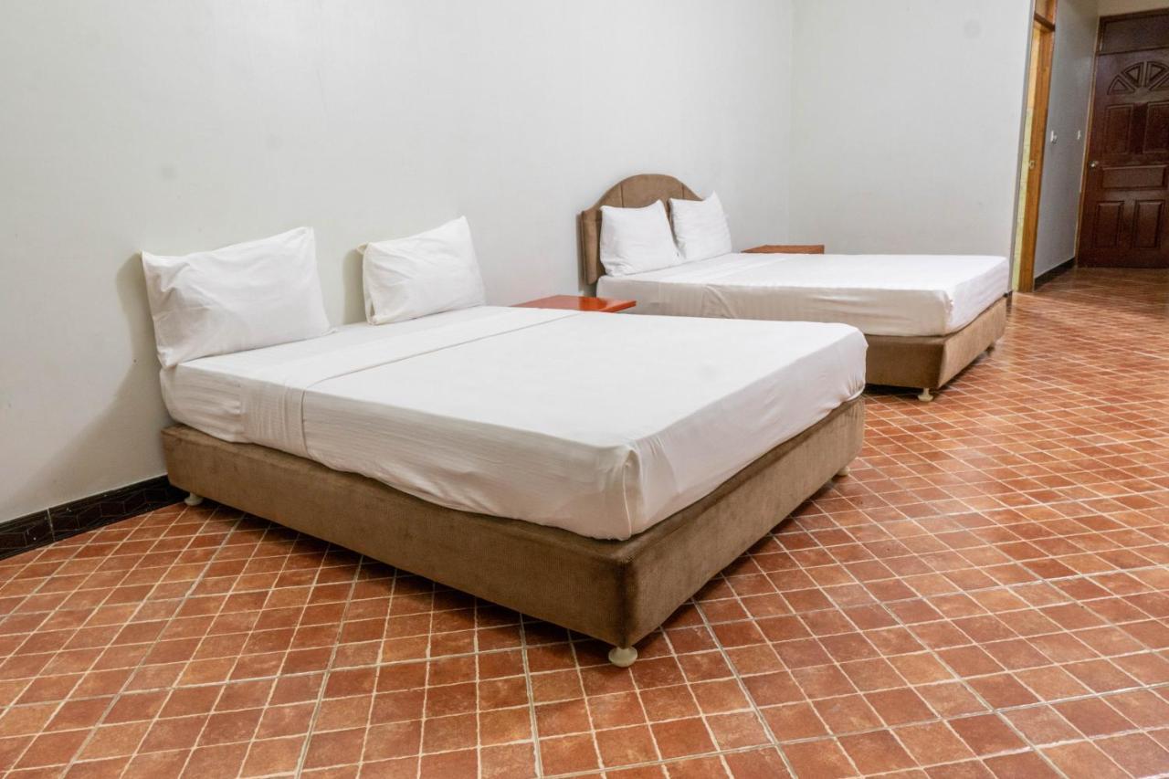 Paradiso Hotels & Resorts 达累斯萨拉姆 外观 照片