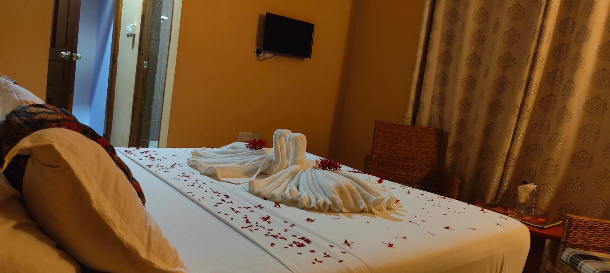 Paradiso Hotels & Resorts 达累斯萨拉姆 外观 照片