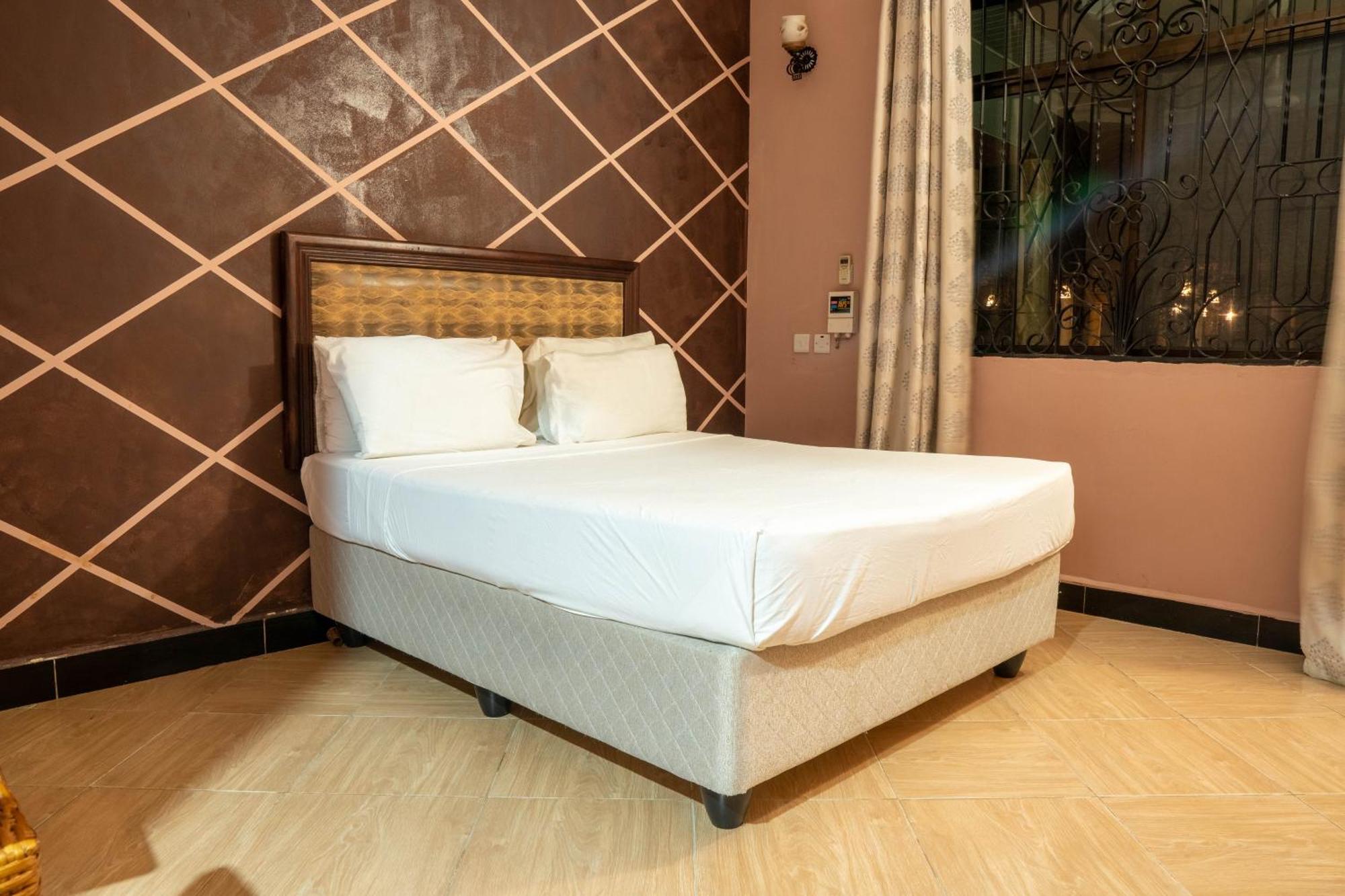 Paradiso Hotels & Resorts 达累斯萨拉姆 外观 照片